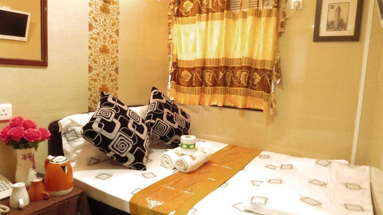 Days Hostel Block D Хонконг Екстериор снимка